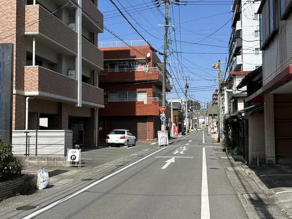 東側道路