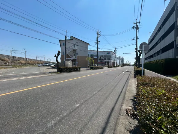 前面道路。