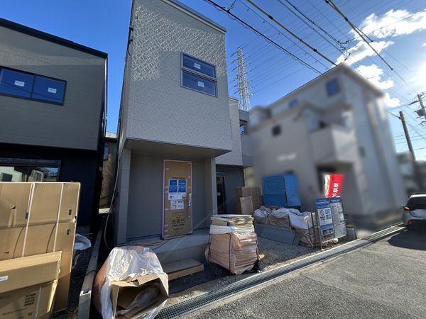 刈谷市野田町北菰神 1号棟 外観