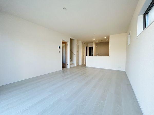 知立市八橋町的場 新築戸建2号棟 リビング 知立市八橋町的場 新築戸建2号棟 リビング