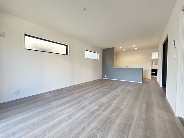 知立市八橋町的場 新築戸建4号棟 リビング