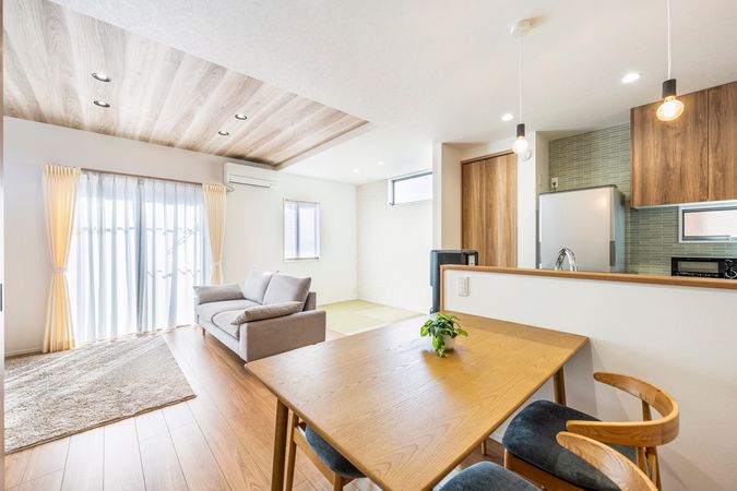 刈谷市小垣江町北浦 戸建 リビング 刈谷市小垣江町北浦 戸建 リビング