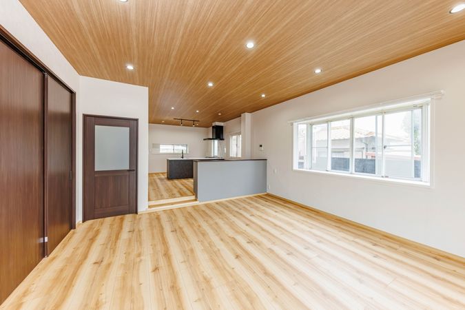 瀬戸市城ケ根町 リビング 瀬戸市城ケ根町 リビング