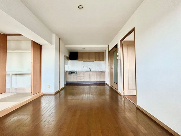 グローリアス知立第2 リビング グローリアス知立第2 リビング