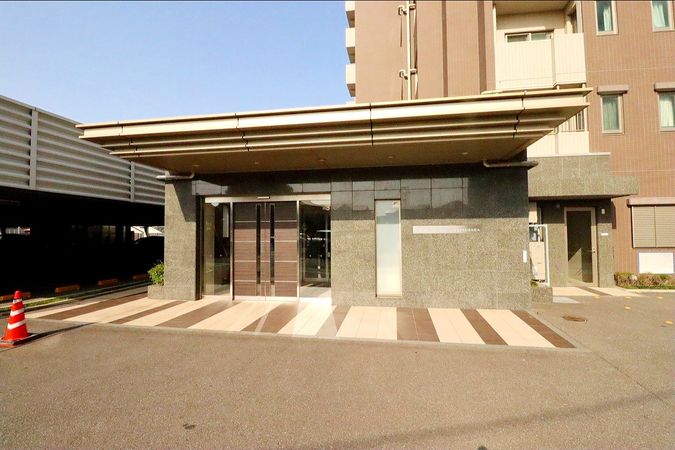 カルティア刈谷松坂 エントランス カルティア刈谷松坂 エントランス