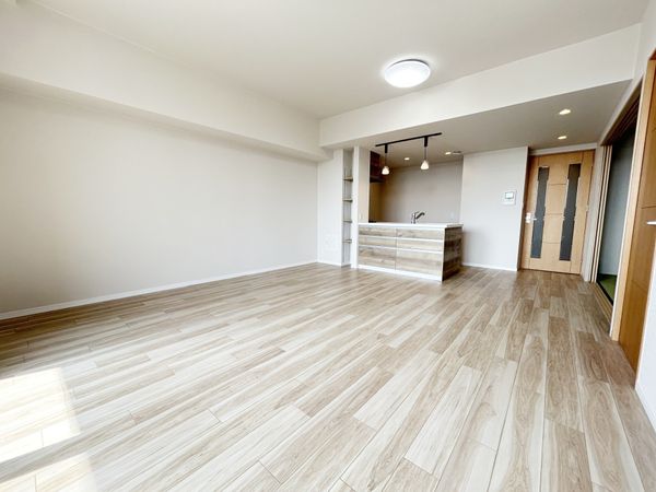 ファミール東岡崎スカイフォーラム リビング