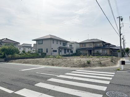 西尾市新在家一丁目 土地 土地写真