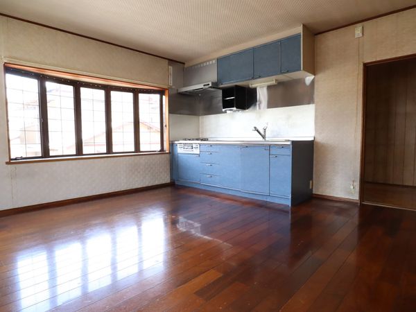 安城市里町七曲リ 戸建 リビング