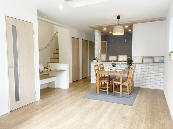 安城市安城町名広 新築戸建2号棟 リビング