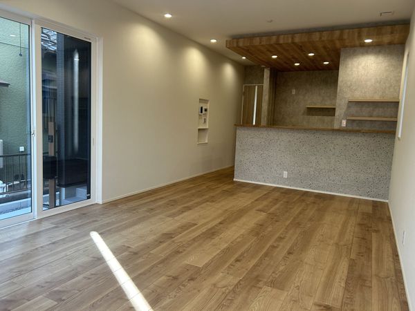 西尾市田貫1丁目 1号棟 リビング