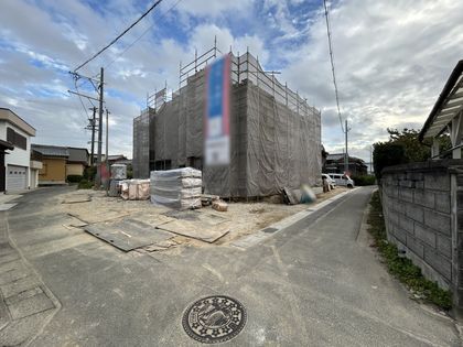 安城市高棚町郷 3号棟 前面道路含む外観 前面道路含む外観