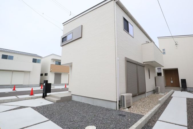 安城市和泉町南本郷 戸建 E号棟 外観