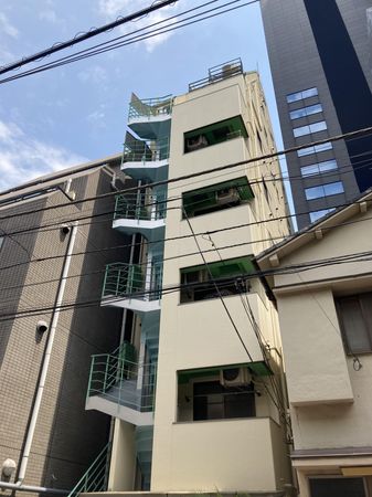 西新宿カルネイア 外観 西新宿カルネイア 外観