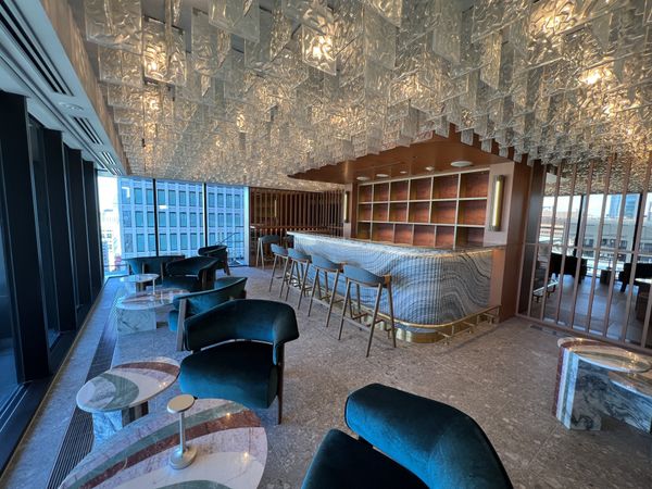 WORLD TOWER RESIDENCE バー
