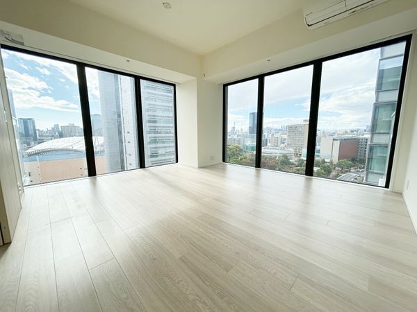 文京ガーデン ザ サウス 約10.8帖リビングダイニング