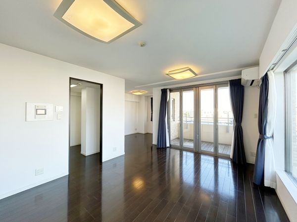 グランシティユーロレジデンス品川の杜 リビングダイニング