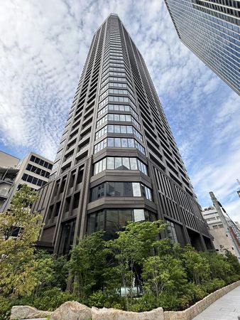 ブランズタワー大阪本町 外観