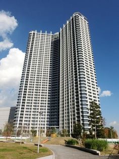 スカイズ タワー&ガーデン 外観