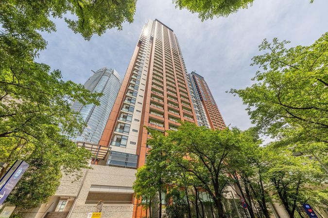 六本木ヒルズレジデンスB棟 外観