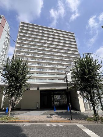 リビオ国分寺ステーションアベニュー エントランス