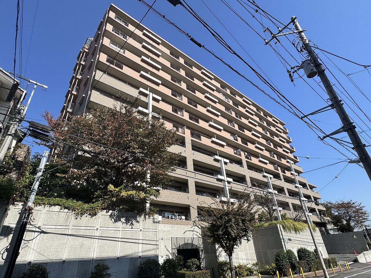 ファミール千葉公園 建物外観