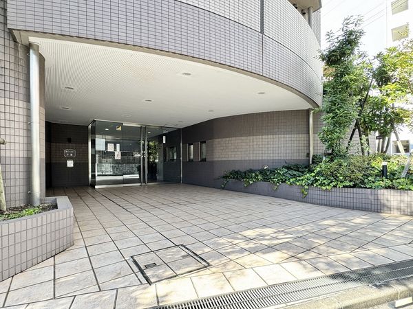 ルイシャトレ千葉 エントランス