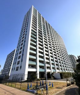 グランスイートブルー ベイフロントタワー 外観