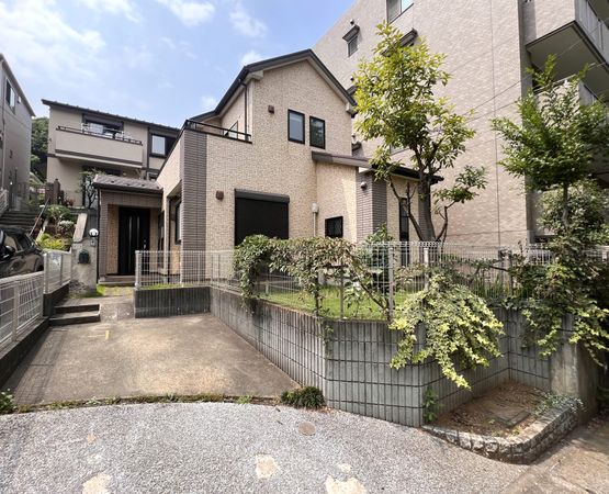 有馬8丁目戸建 建物外観