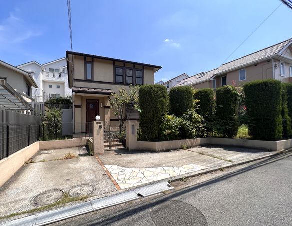 荏田西5丁目戸建 建物外観