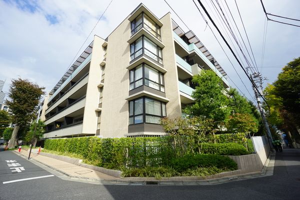 プラウド白金台三丁目 建物外観