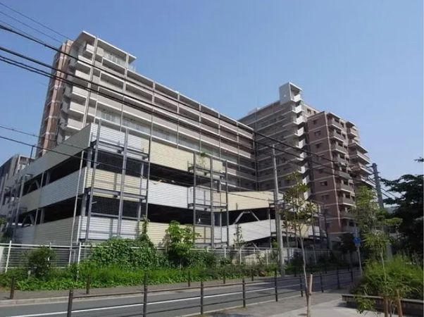 ウィズパークス大阪ガーデンコート 外観