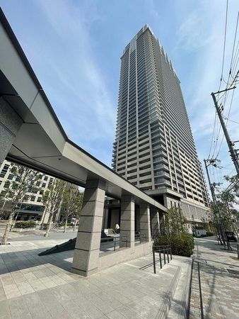 ブランズタワー梅田North 外観