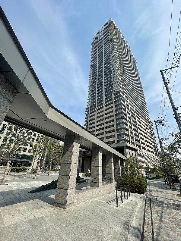 ブランズタワー梅田North 外観