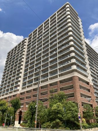 リバーガーデン福島 木漏れ日の丘 C棟 外観