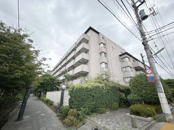パーク・コート弦巻 外観