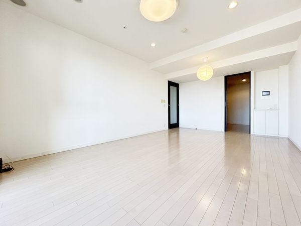 グランドメゾン三軒茶屋の杜 リビングダイニング