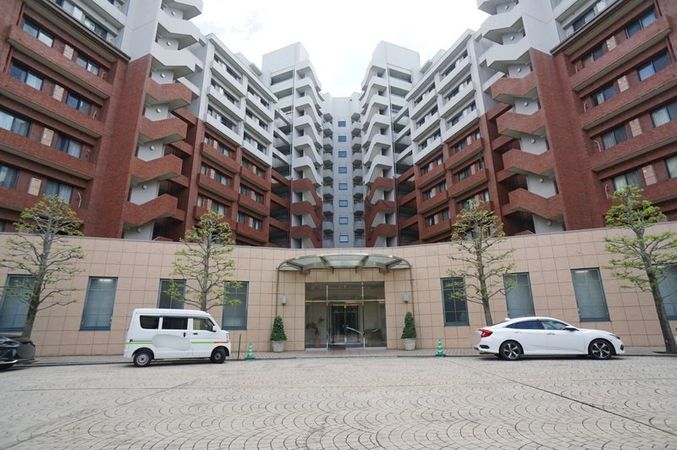 ラ・コルダ弦巻 フォレストコート 駐車場