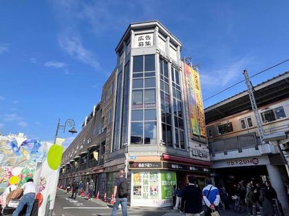 自由が丘デパート 建物外観