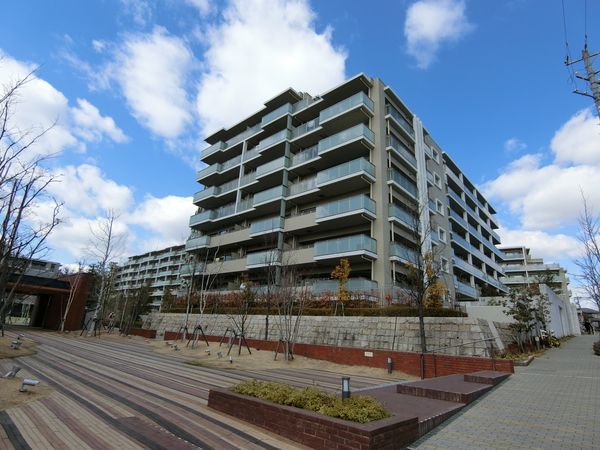 ヴィラス星ヶ丘の森スプリングヴィラ 建物外観