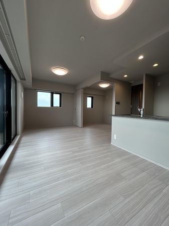 レ・ジェイド名古屋 リビング・居室