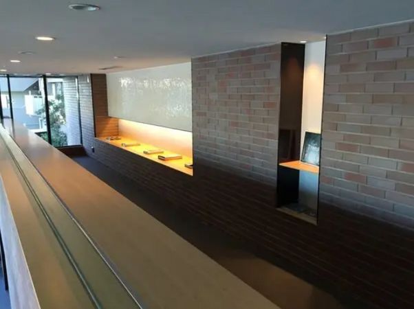 Brillia辰巳 CANAL TERRACE パーソナルライブラリー
