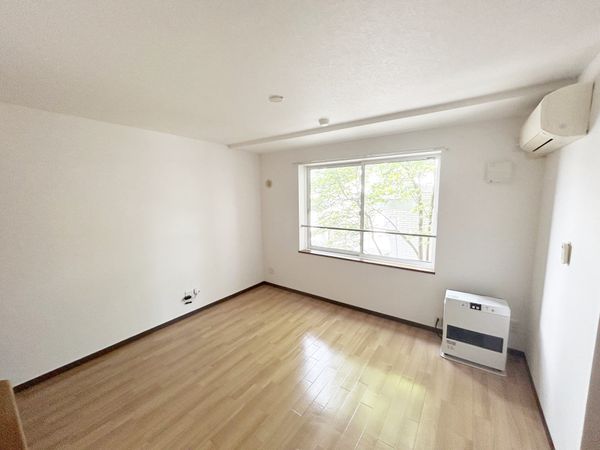 パークスクエア円山公園 リビング7.5帖