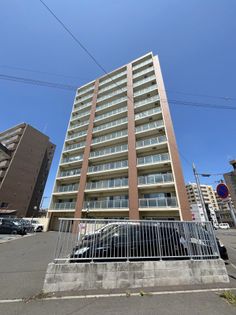 グラティア平岸 外観