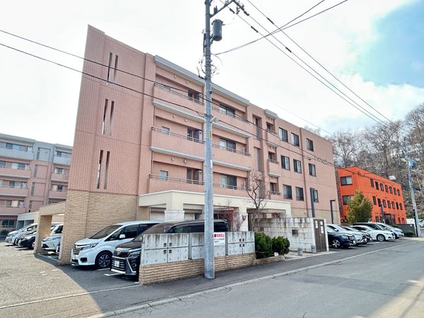 じょうてつドエル・アイム伏見神社 外観