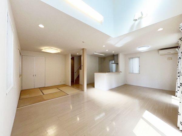 錦町1丁目戸建 リビング/居室