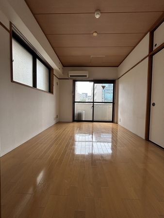 ユナイト上杉ビル 洋室