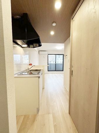 CINZA小田原 洋室・キッチン