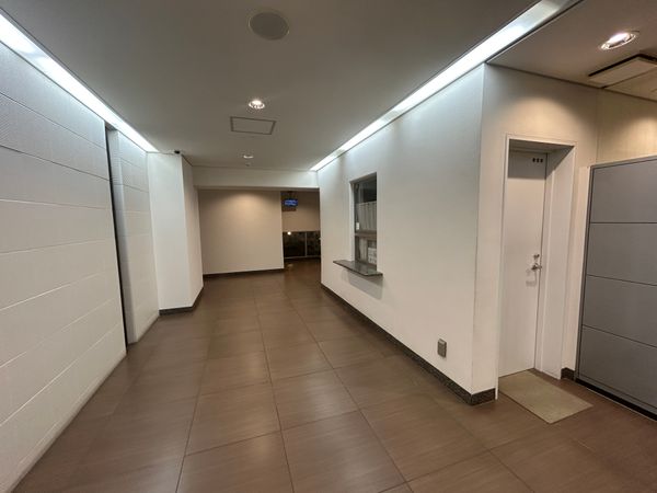 レジデンス片平 エントランス