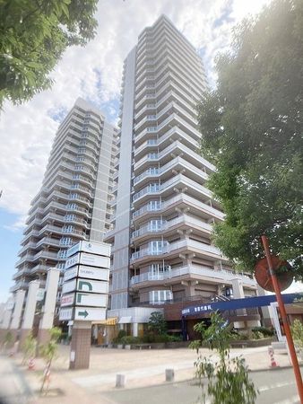 ツインタワー広瀬川・春圃 外観