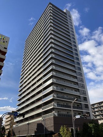 ザ・ガーデンズ勾当台通タワーレジデンス 外観　※中間層免震構造マンション